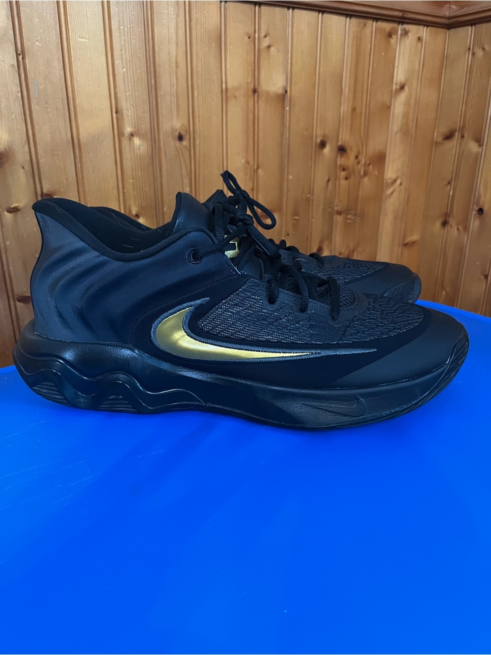 Nike Black and Gold Low-Top Basketball Sneakers